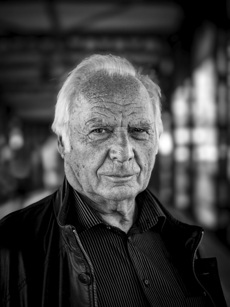 Schwarzweiß-Portrait von Fotoreporter Perry Kretz, 2009, Sandra Schink